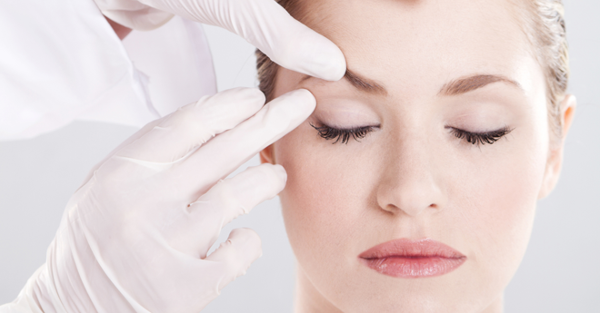 Discount or Dangerous: Is Seeing a Non Board-Certified Plastic Surgeon OK? featured image