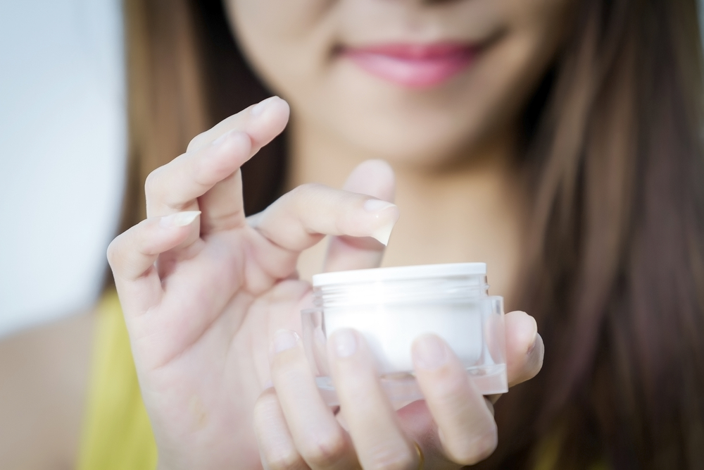 What You Need to Know Before Using Anti-Aging Products featured image