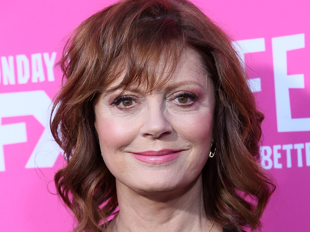 The Exact Foundation That Gives Susan Sarandon Her Youthful Glow at 71 Years Old featured image