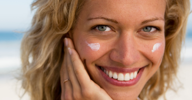 Why It’s Important to Wear Sunscreen Every Day (Even in Colder Months) featured image