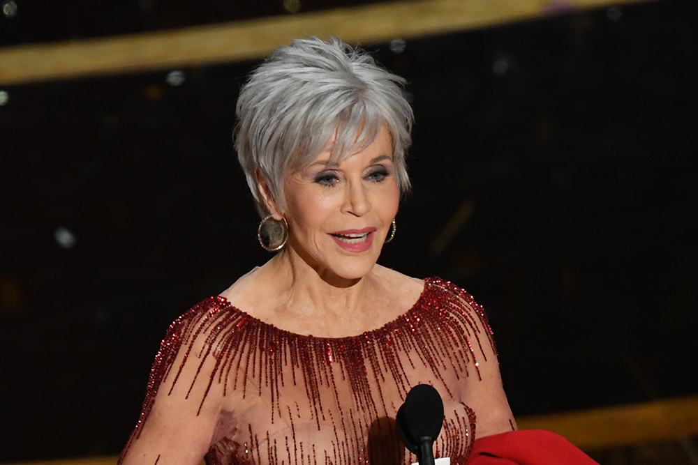 The Simple Foundation Trick That Gives Jane Fonda’s Skin an Airbrushed Finish featured image