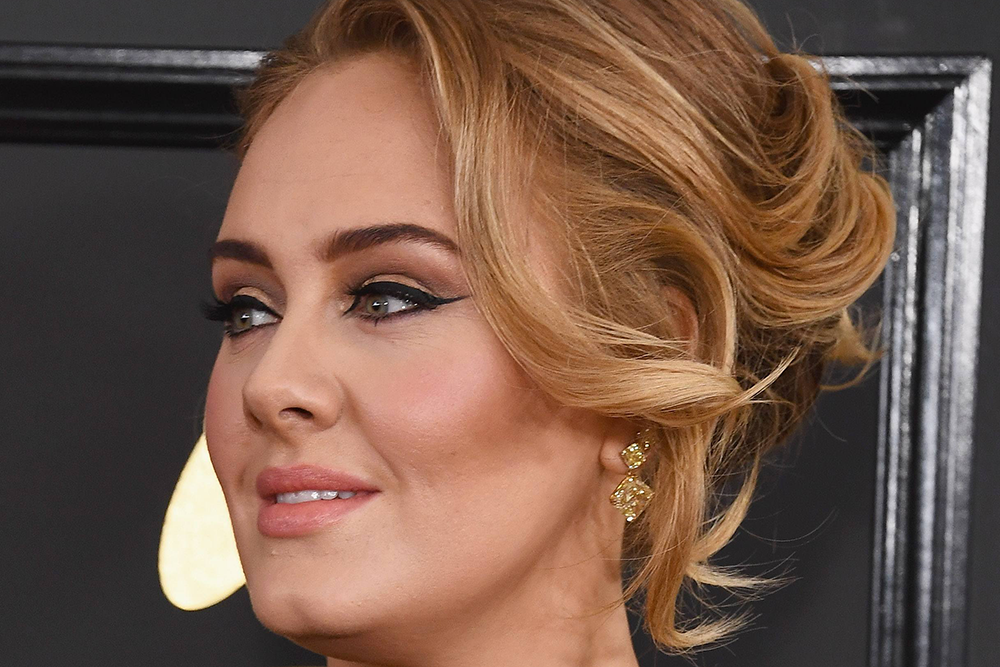 The $3 Product That Gives Adele a Perfect Cat’s-Eye Every Time featured image