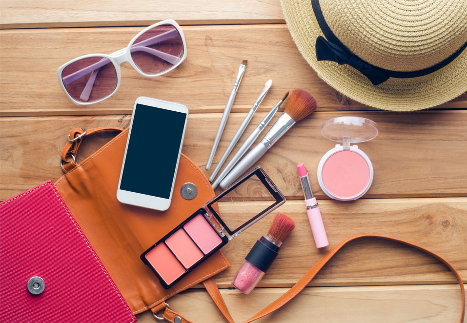 5 Things NewBeauty Editors Always Have in Their Bags featured image