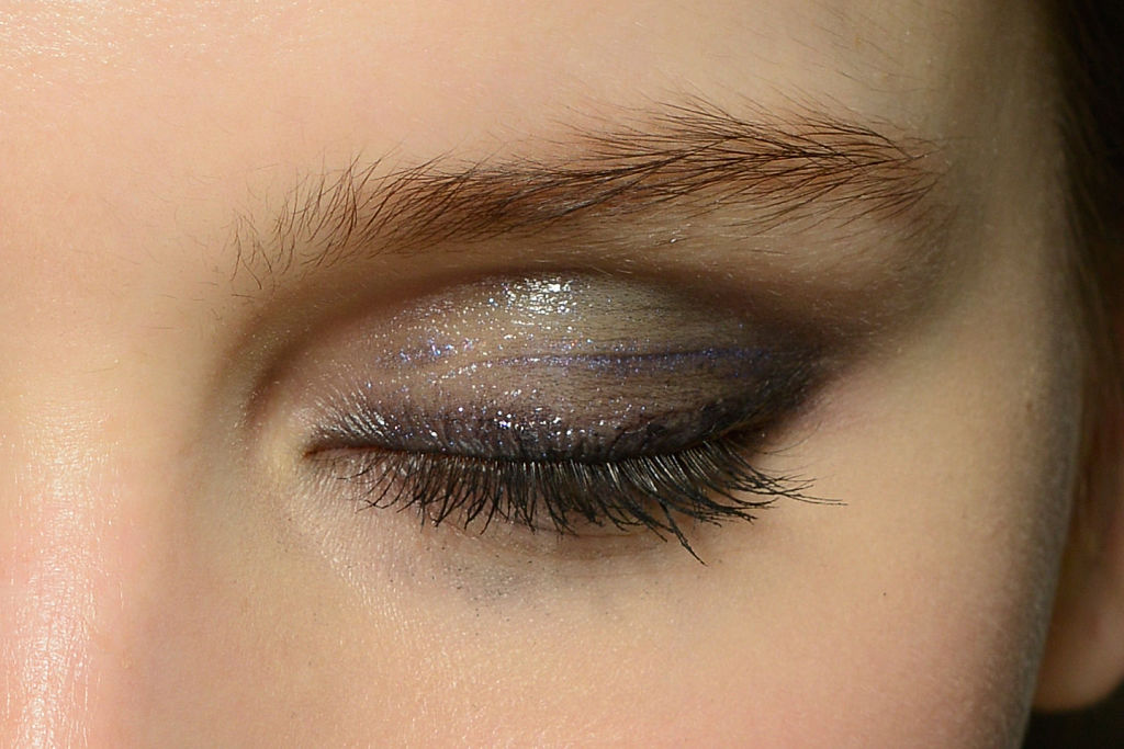 How to Rock the New Glossy Lid featured image