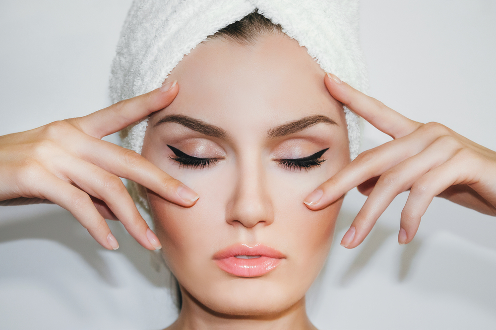 Is The Noninvasive “Thread Lift” The New Facelift? featured image