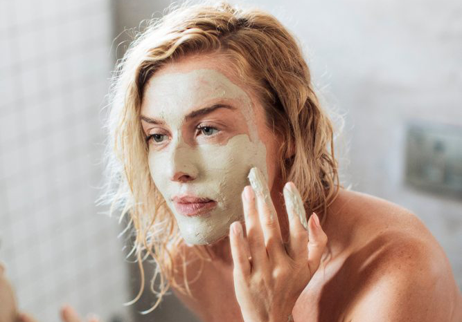 4 Warning Signs Your Skin Care Routine Is Damaging Your Skin featured image