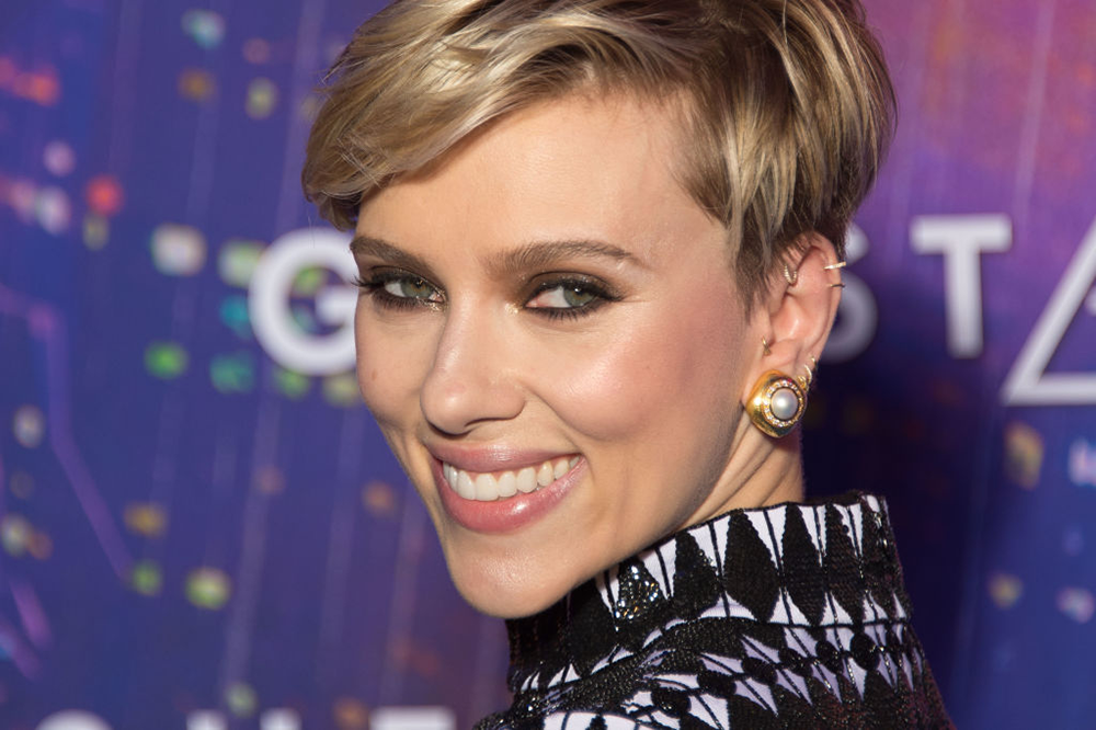 Scarlett Johansson’s Trainer Says These 2 Exercises Are Key to the Star’s Killer Bod featured image