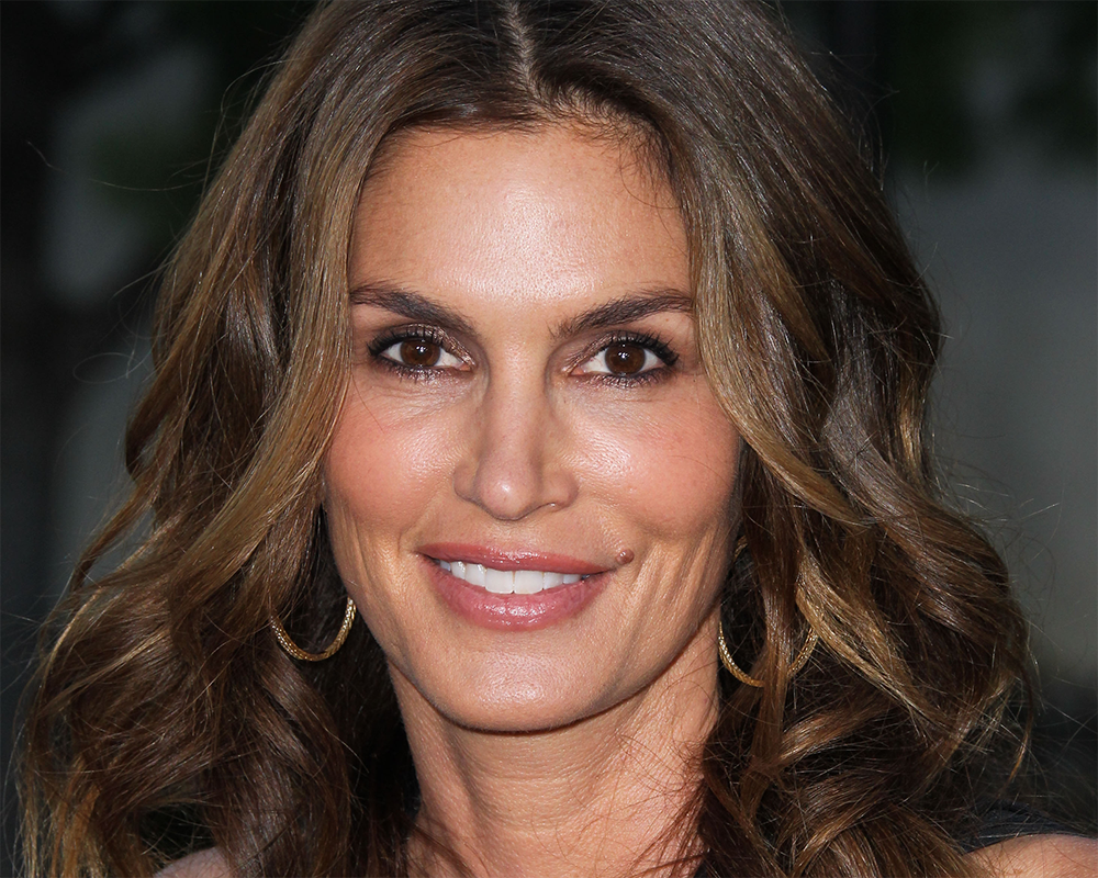 Cindy Crawford Reveals the One Food She Avoids to Look Her Best featured image