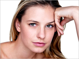 Say Goodbye To Acne Scars With Plasma featured image