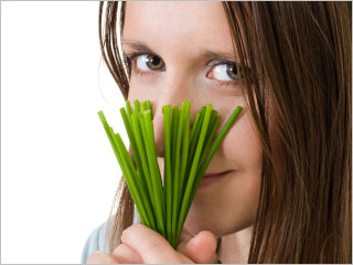 How Long Can Food-Based Bad Breath Last? featured image