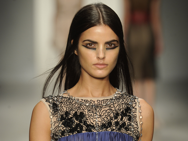 Runway to Everyday: Bottom Lid Eyeliner From London Fashion Week featured image