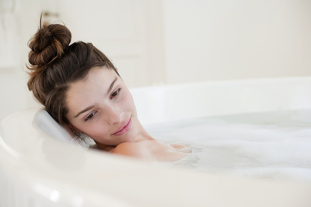 Best News Ever: Taking a Hot Bath Delivers the Same Benefits As 30 Minutes of Exercise, Says Researchers featured image