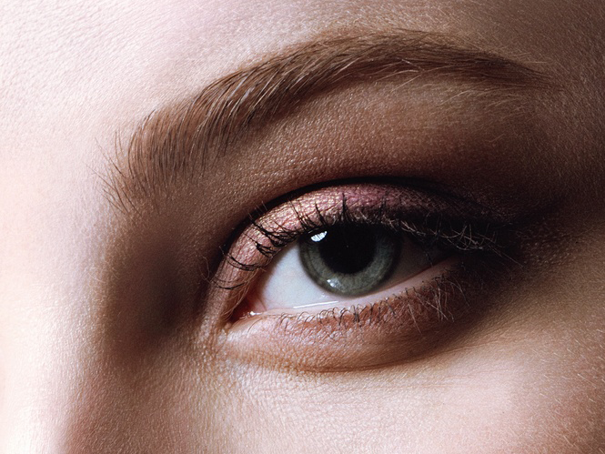 We Asked an Eye Expert Our Top 10 Eye Rejuvenation Questions featured image