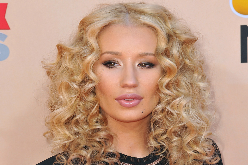 Iggy Azalea Credits This Cosmetic Procedure for Her Glowing Summer Skin featured image
