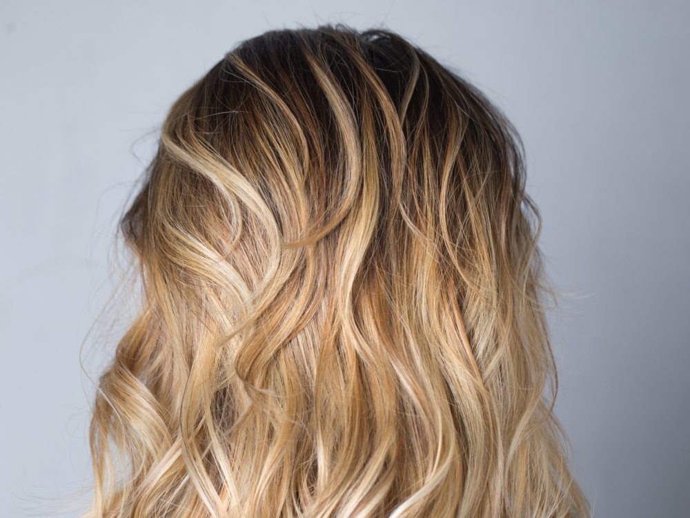 6 Hair Hacks From the Pros to Refresh Your Hair At Home featured image