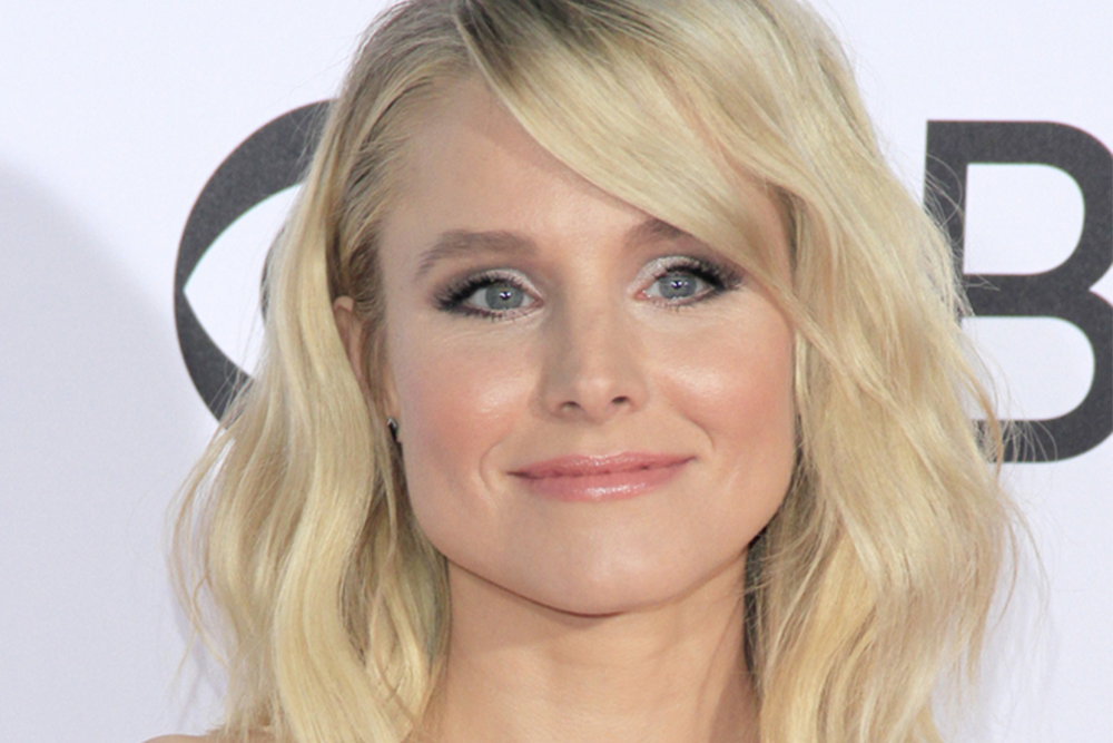 The Strange Face Mask Kristen Bell’s Husband Caught Her Wearing Is a Major Wrinkle-Fighter featured image