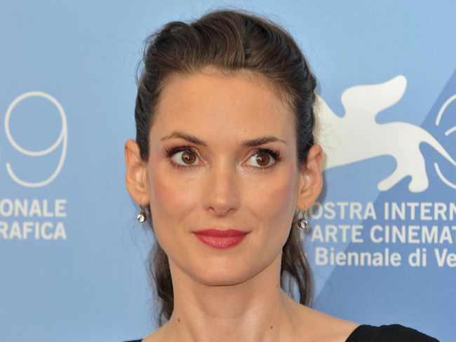 Winona Ryder Talks About Aging in Hollywood featured image