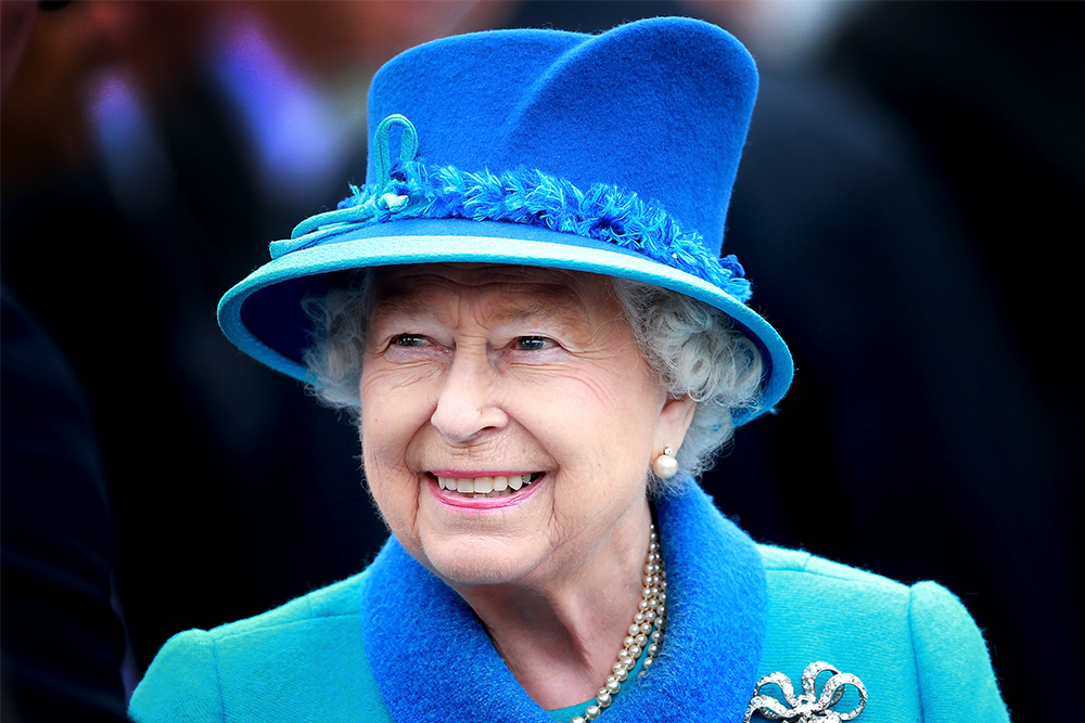 Queen Elizabeth Has Been Wearing The Exact Same Nail Polish for Almost 30 Years featured image