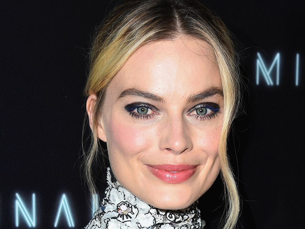 Margot Robbie’s Nutritionist Reveals Her Trick for Reducing Belly Fat featured image
