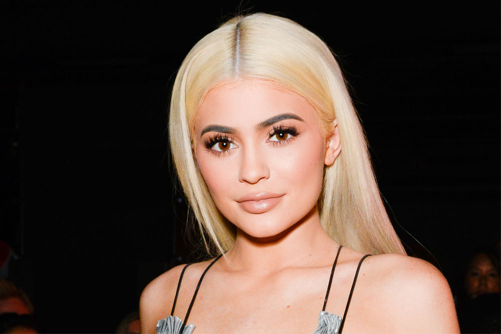 Kylie Jenner Gets Extremely Candid With New Details About Her Lip Injections featured image