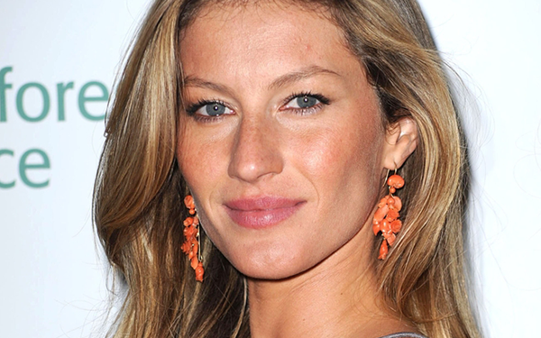 Gisele Bündchen Only Breaks Her Insanely Strict Diet For This ONE Food featured image