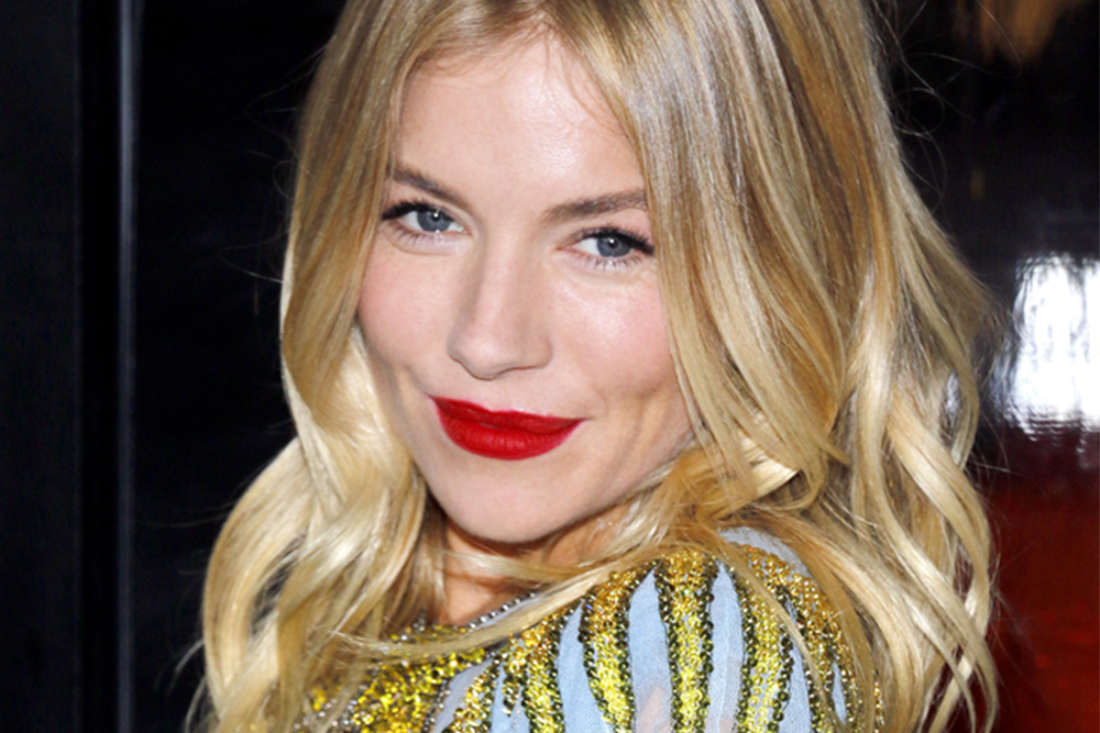 Sienna Miller’s New Hair Color Is Going to Be the Biggest Trend for Winter featured image