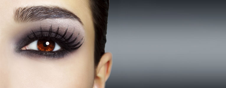 Holiday Beauty How-To: Metallic Smokey Eyes featured image