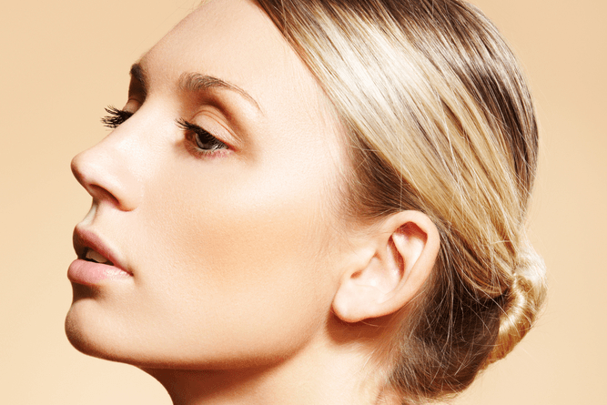 5 Things Everyone Believes About Retinol That Are Wrong featured image