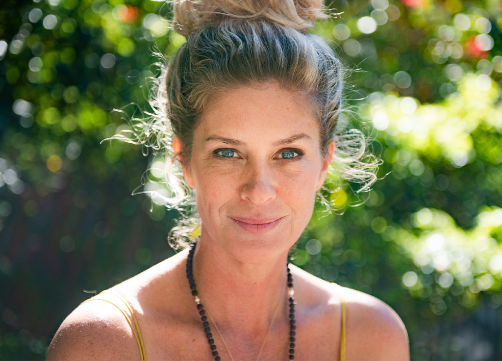 Supermodel Rachel Hunter on Turmeric Facials, Her Two-Hour-a-Day Yoga Habit and Honoring Healthcare Workers featured image