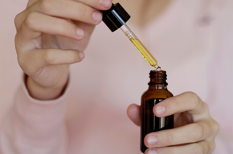 Answering the Essential Oil Questions from Netflix’s (Un)Well Docuseries featured image