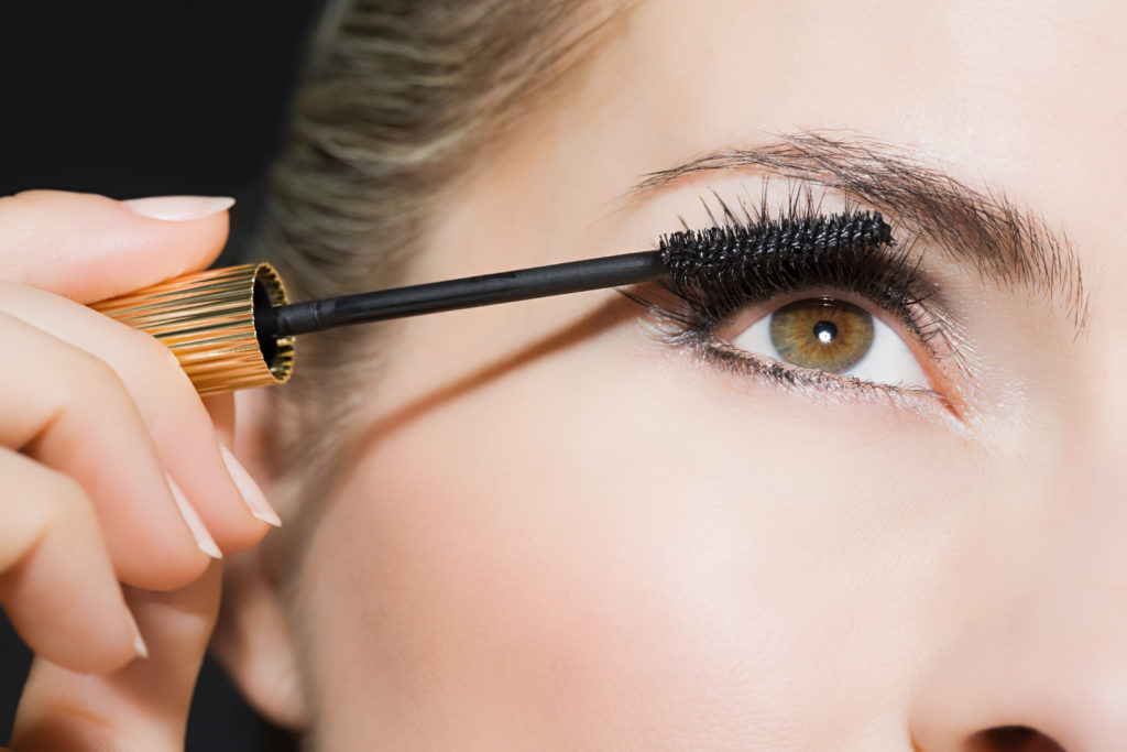 This New Mascara-Only Subscription Box Is the Holiday Gift We All Need featured image