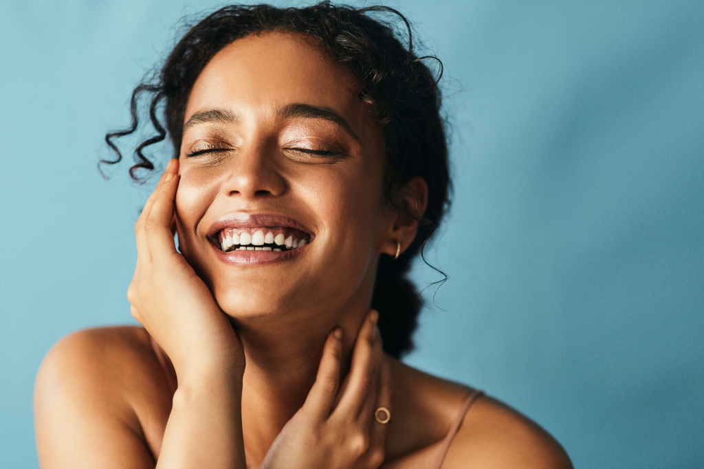 3 Things Dermatologists Say You Should Be Doing Every Day For Healthier Skin featured image