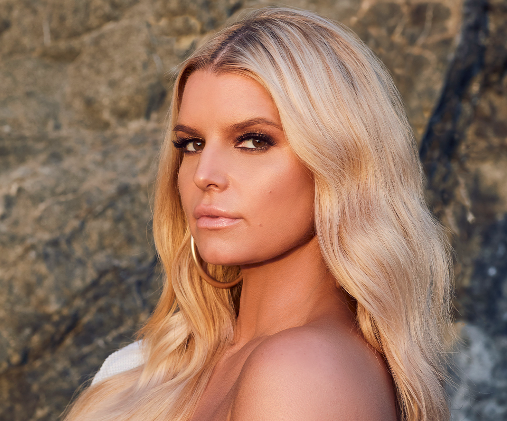 Jessica Simpson Says She’s a Big Believer in Essential Oils: ‘I Find Them So Powerful’ featured image