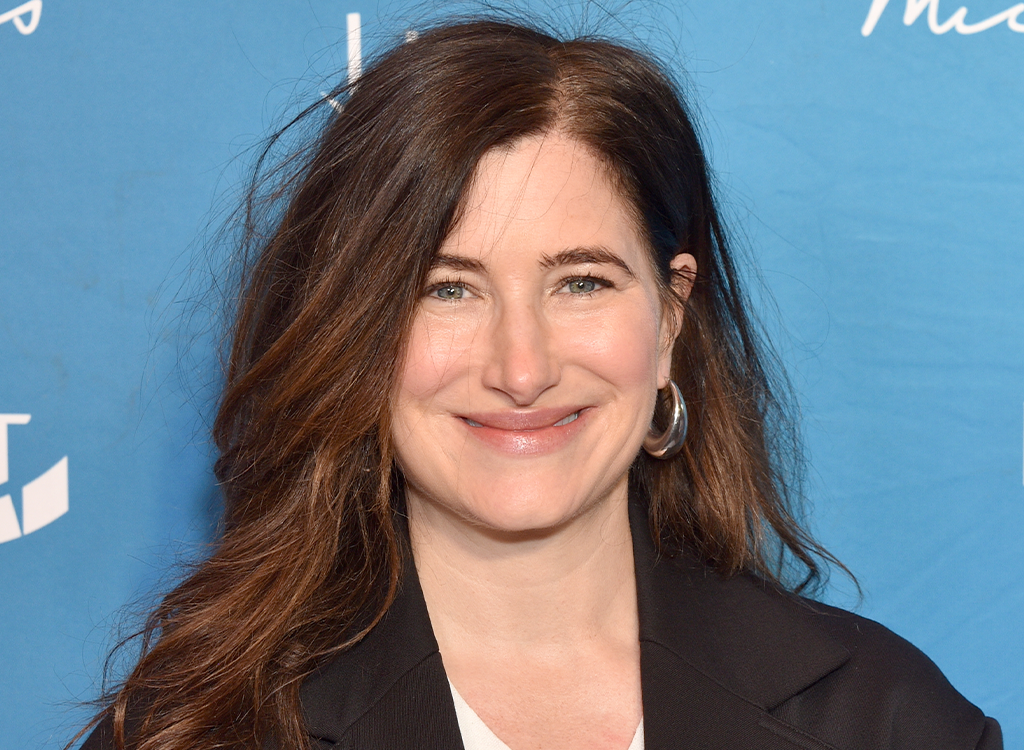 Kathryn Hahn on Past Acne Struggles and Embracing Her Natural Self featured image