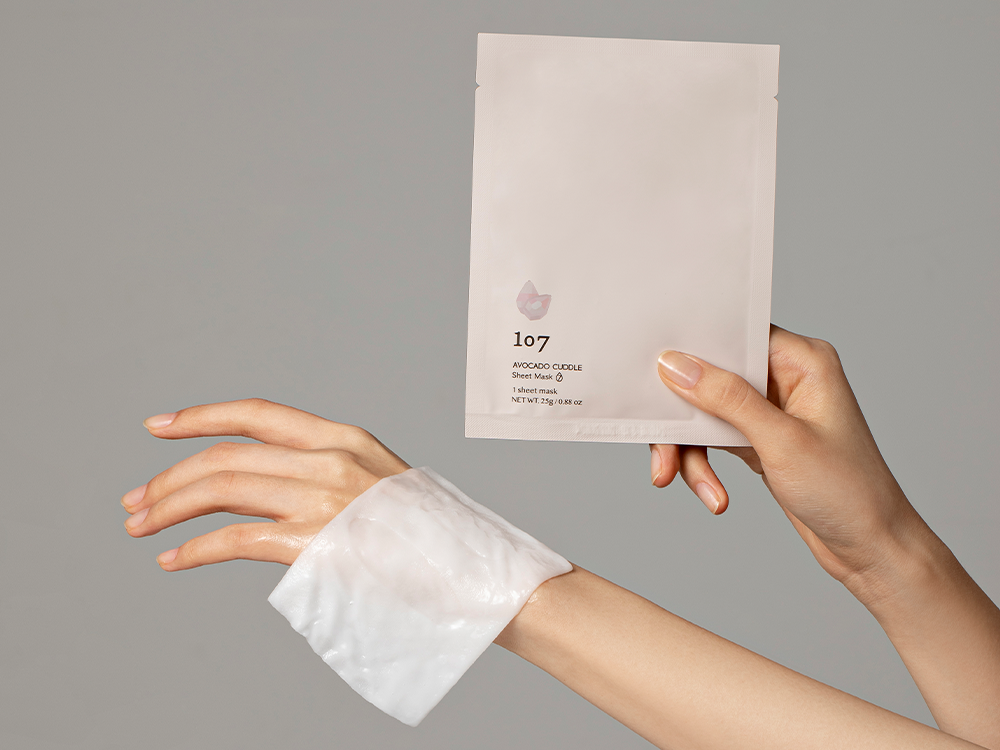 This Cream-Infused Face Mask Brings the Spa Home featured image
