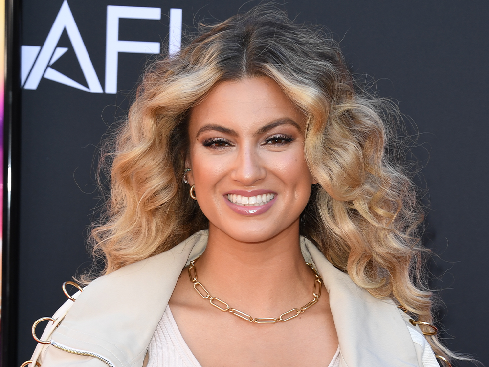 Tori Kelly Shares Her Favorite Foundation for Breakout-Prone Skin and ‘Secret Weapon’ for Curly Hair featured image