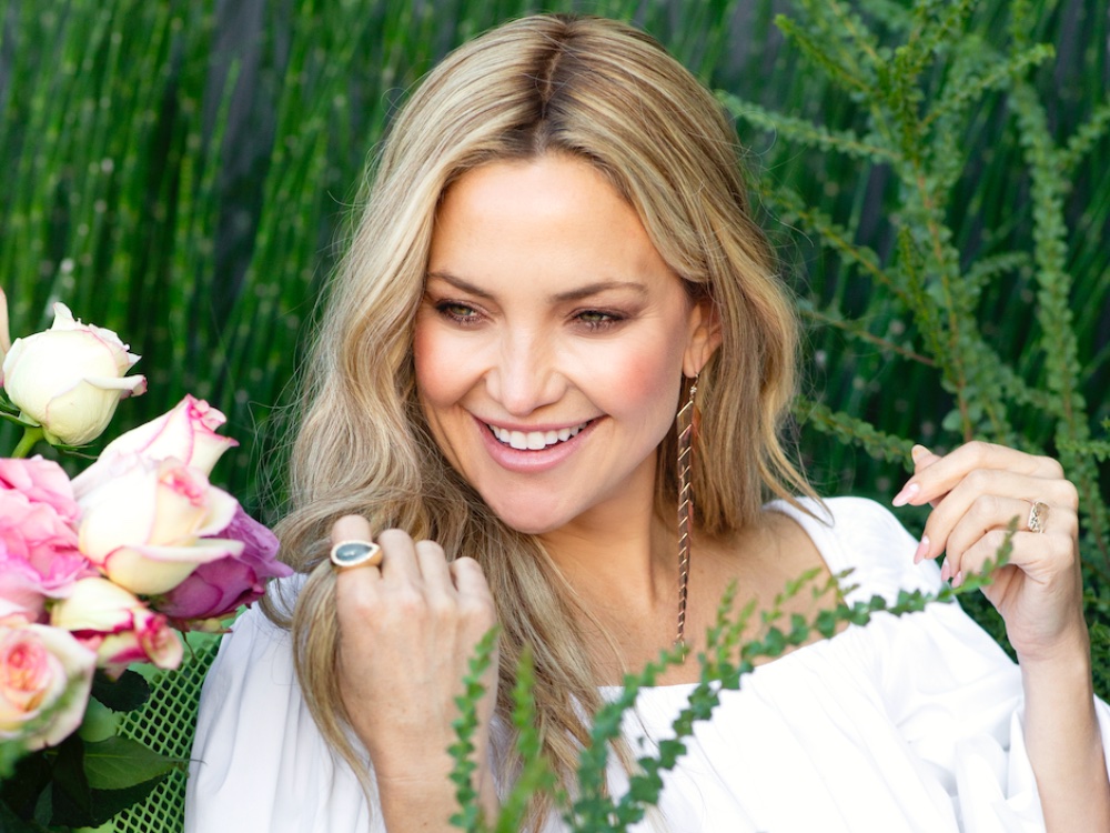 Kate Hudson Just Launched a Clean Skin-Care Mask featured image