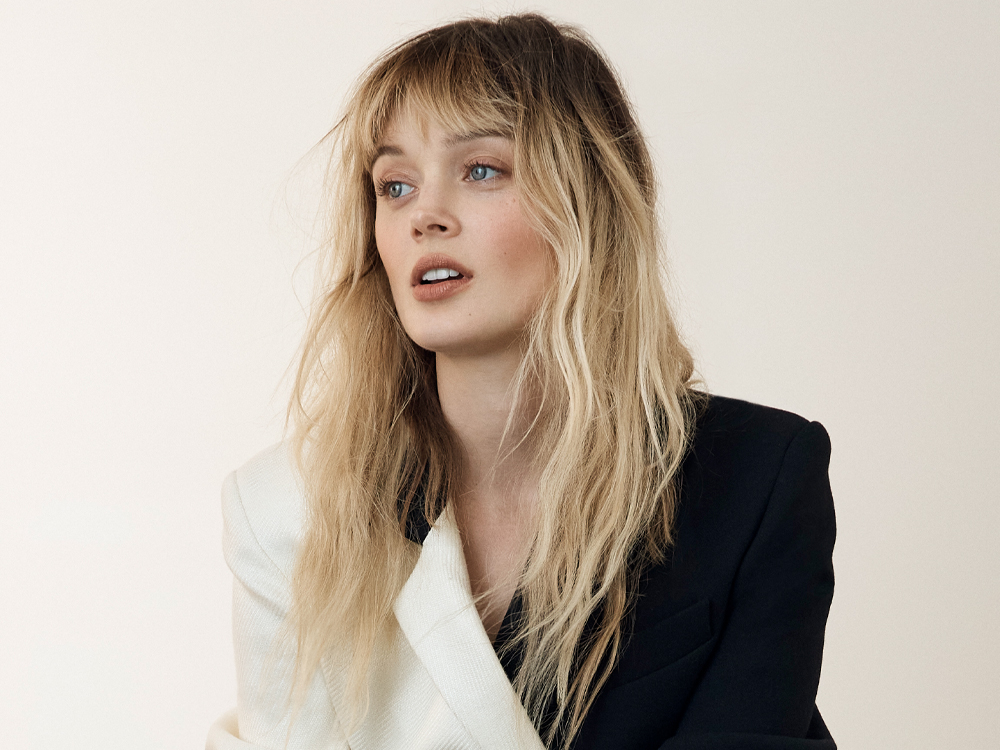 ‘Pieces of Her’ Bella Heathcote on Work-Life Balance, Lessons in Sun-Smartness and Her Must-Pack Beauty Products featured image