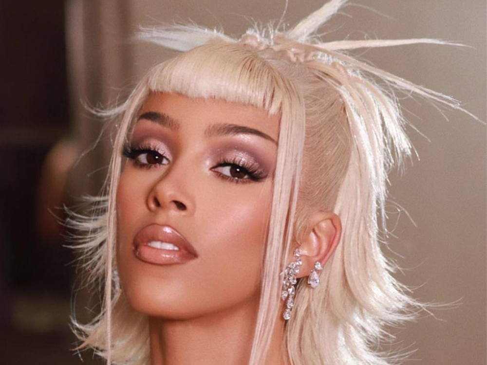 The Under-$10 Skin Prep Behind Doja Cat’s Glowing Grammys Complexion featured image