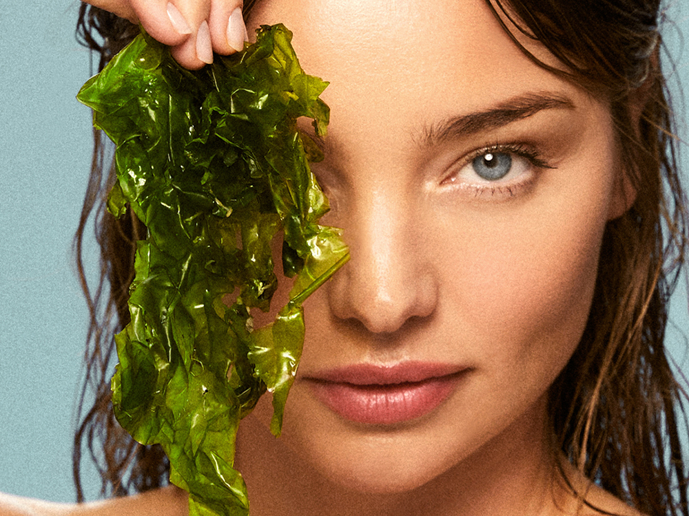 Miranda Kerr Says Her Two-Years-in-the-Making Moisturizer Is Like a Green Juice for the Skin featured image