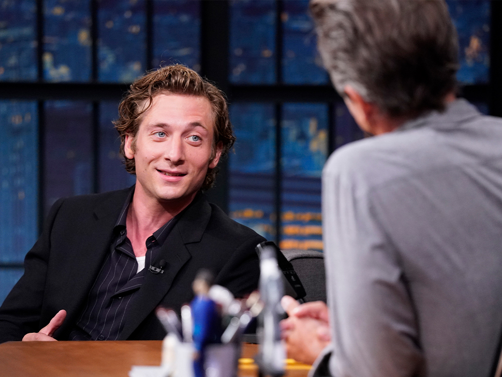 The $25 Texture Spray Behind Jeremy Allen White’s Perfectly Tousled Hair featured image