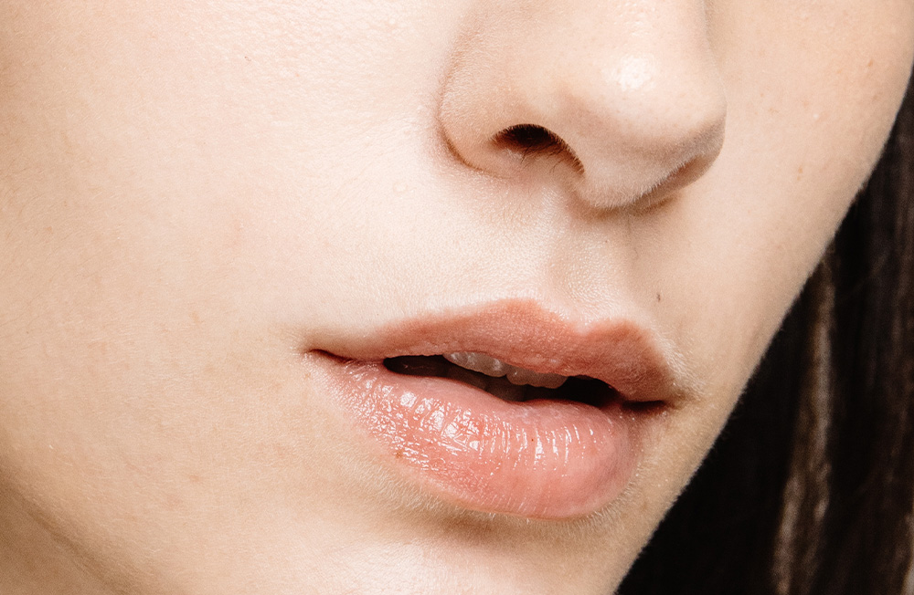 Here’s What You Need to Know About Lip-Lightening Treatments featured image