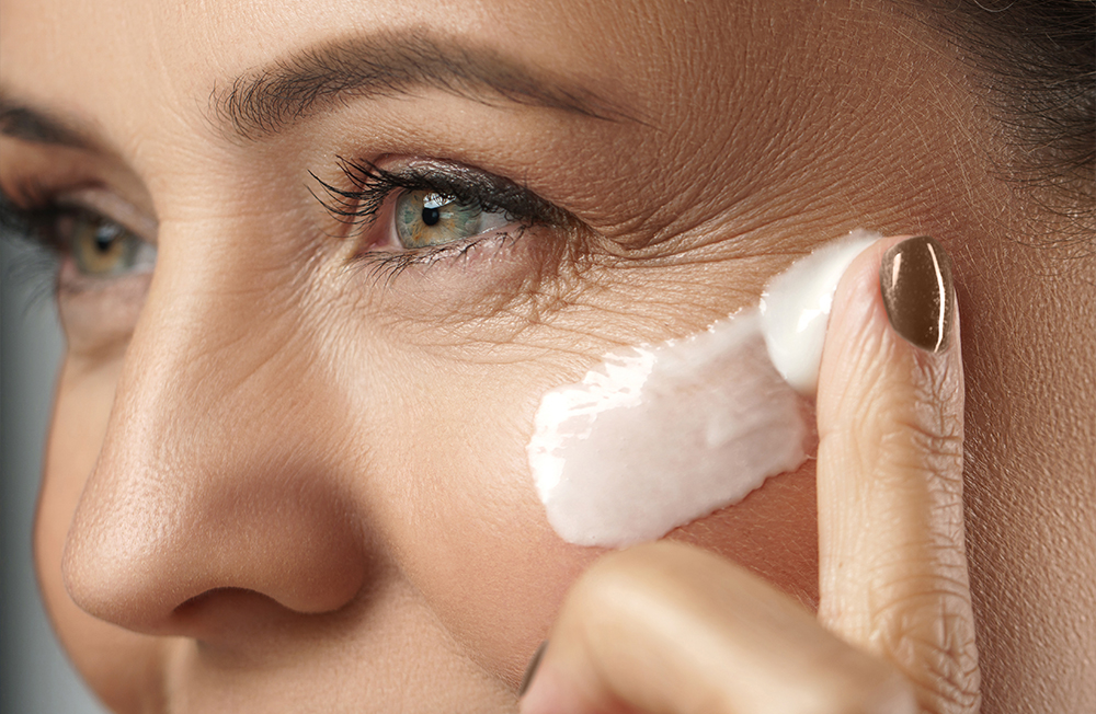 The Ideal Skin-Care Routine for Dry, 50-Something Skin, According to Derms featured image