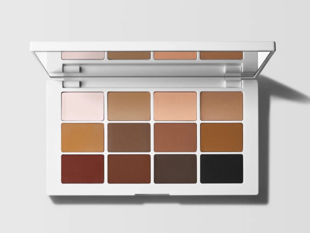 , Why Everyone Is Talking About This Makeup by Mario Palette That’s Finally Back in Stock