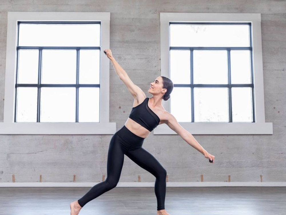 11 Surprising Benefits of Barre Workouts featured image