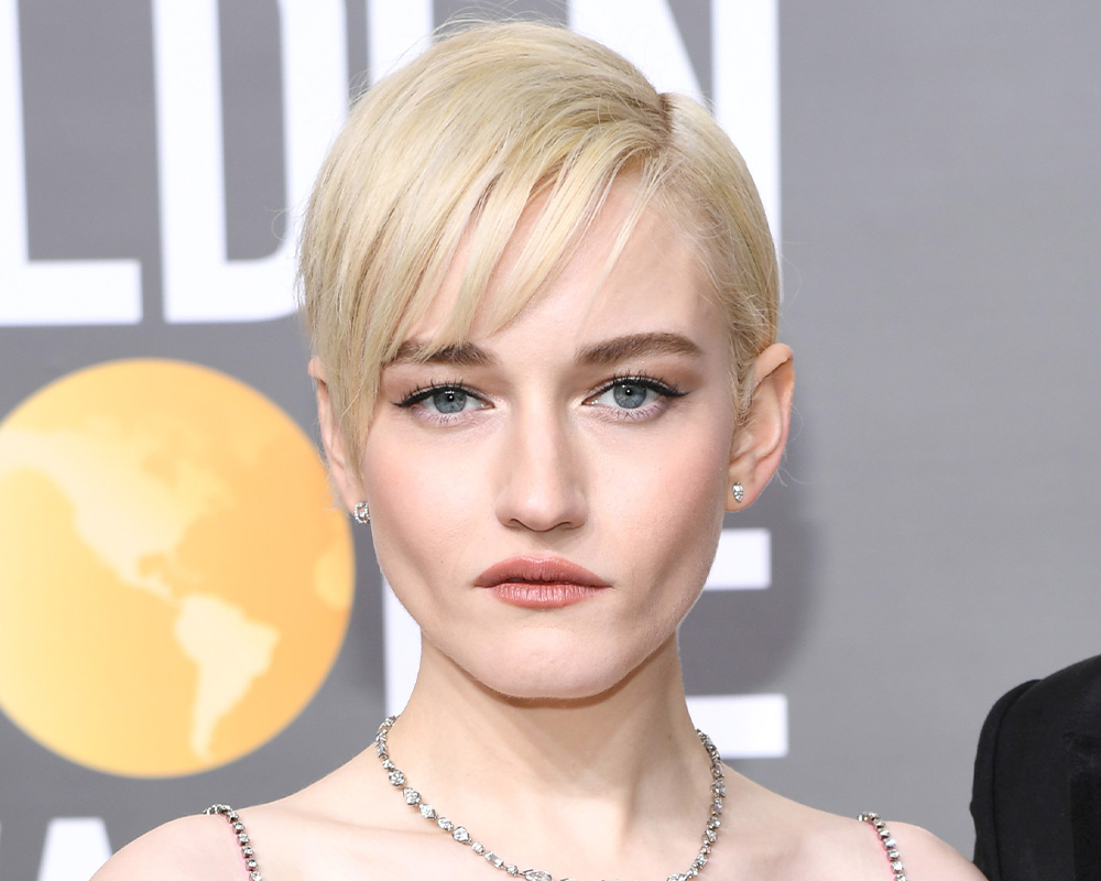 Julia Garner’s Hairstylist Loves This Shine Mist—And It’s 25% Off featured image
