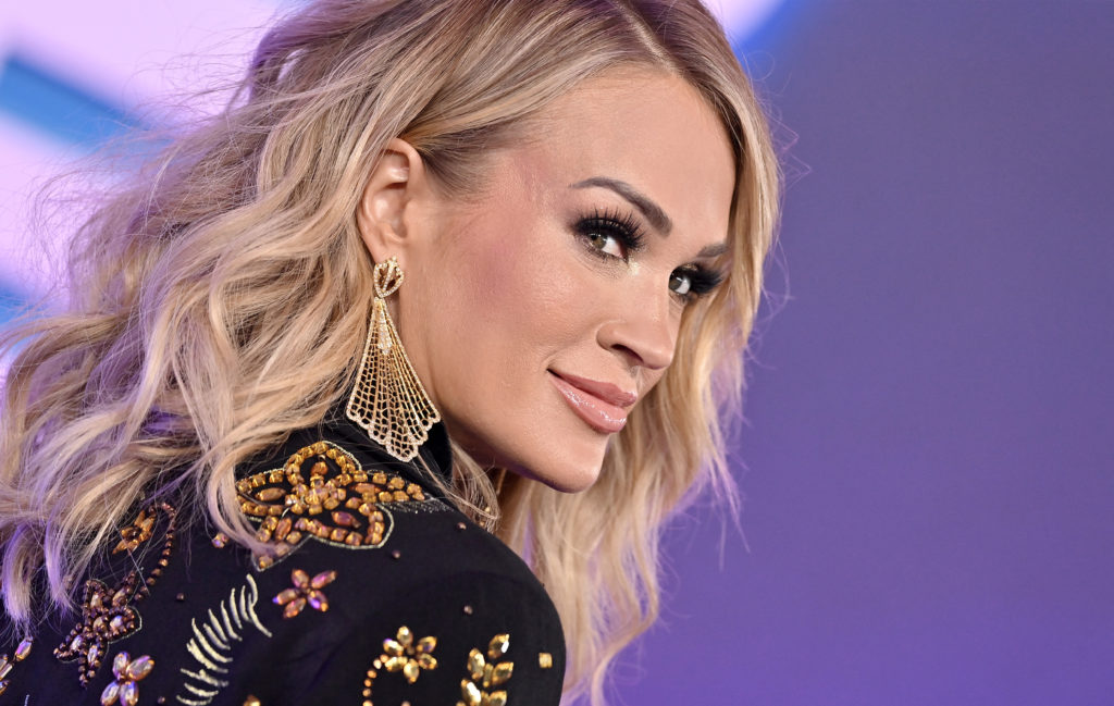 Carrie Underwood Eats This Healthy Dinner Every Show Night featured image
