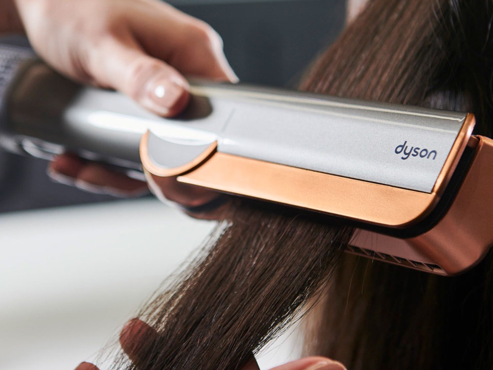 Dyson’s New Airstrait Uses Air Instead of Hot Plates to Dry and Straighten Hair featured image