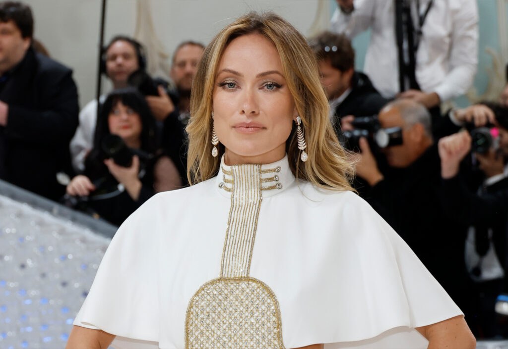 The “Eyelift in a Bottle” Used to Prep Olivia Wilde’s Met Gala Skin featured image