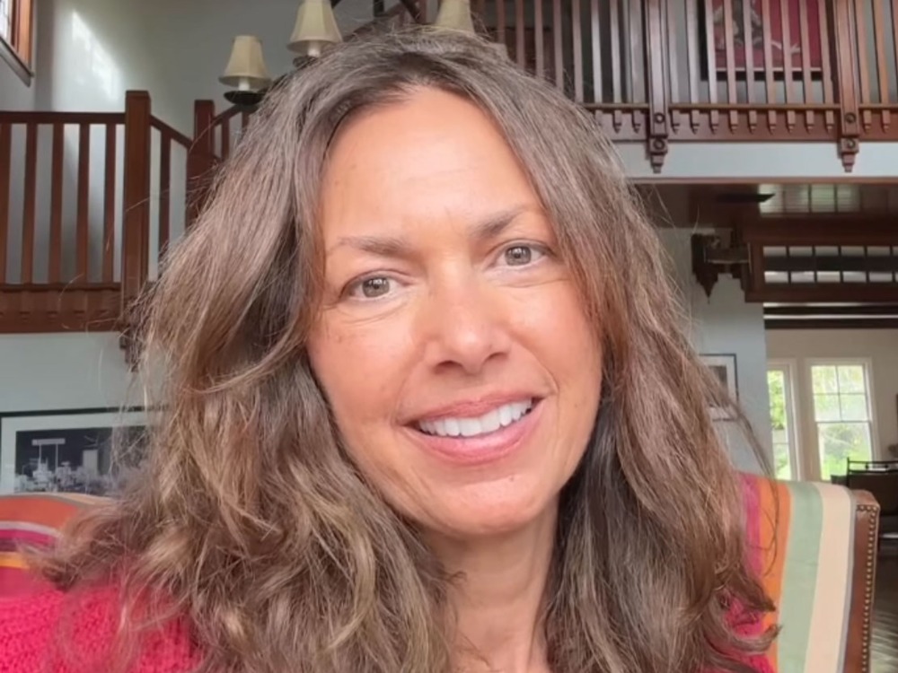 The Pantry Staples Susanna Hoffs Uses in Her Skin-Care Routine featured image